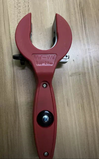Ratcheting Tubing Cutter