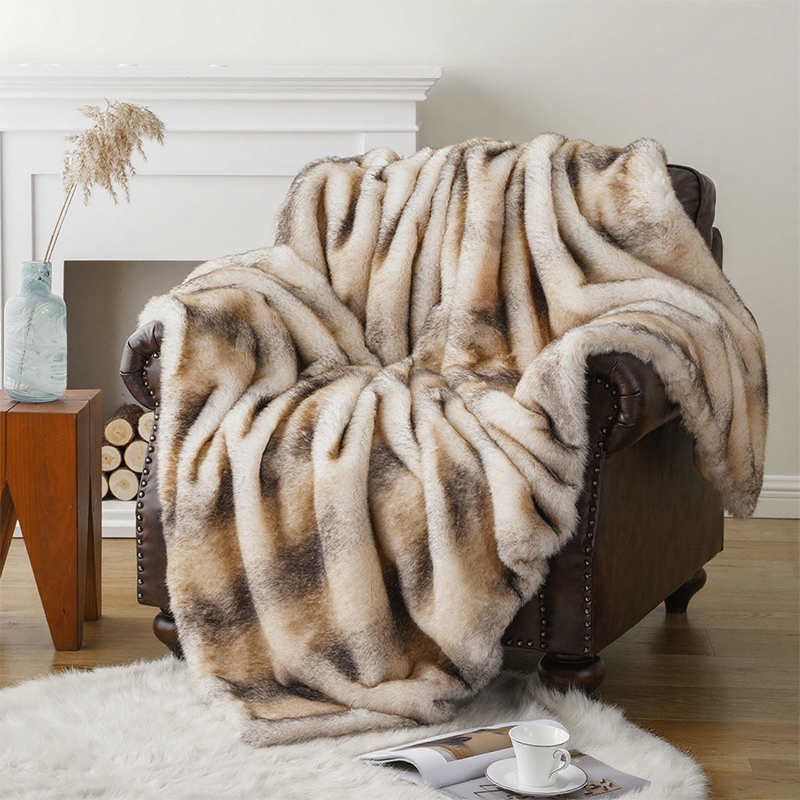 ⏳Limited-time 50% off⏰Fluffy Faux Fox Fur Throw Blanket🦊