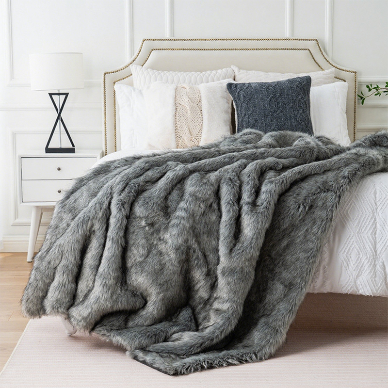 ⏳Limited-time 50% off⏰Fluffy Faux Fox Fur Throw Blanket🦊