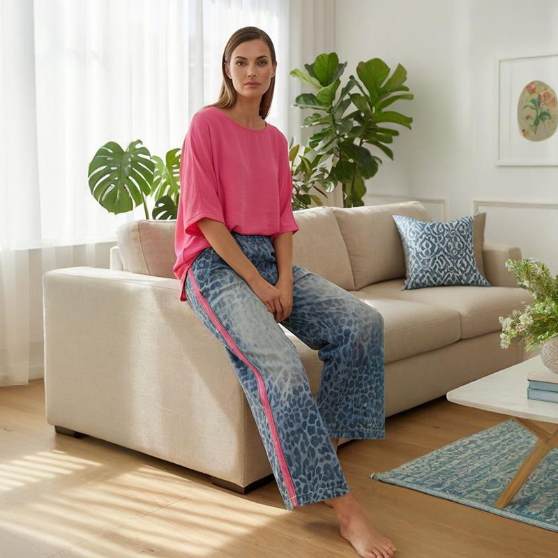 ⏳Limited-time 50% off⏰Vibrant Pink Top & Bold Leopard Print Pants Set👚👖